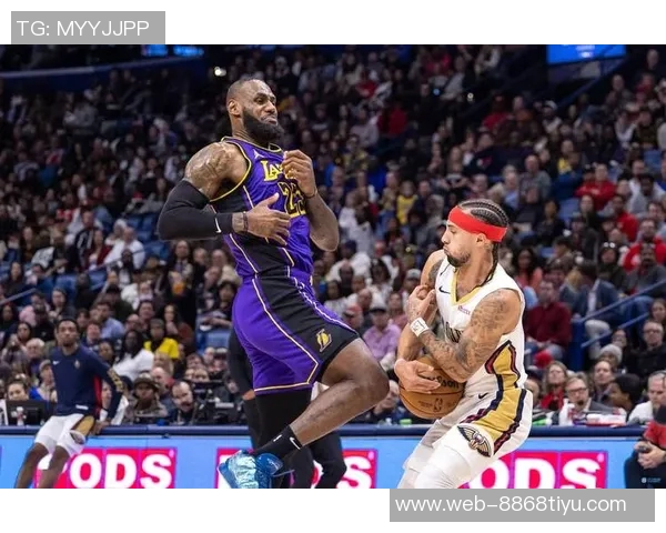 阿尔瓦拉多替补表现出色首节独得10分全场砍下18分3助攻