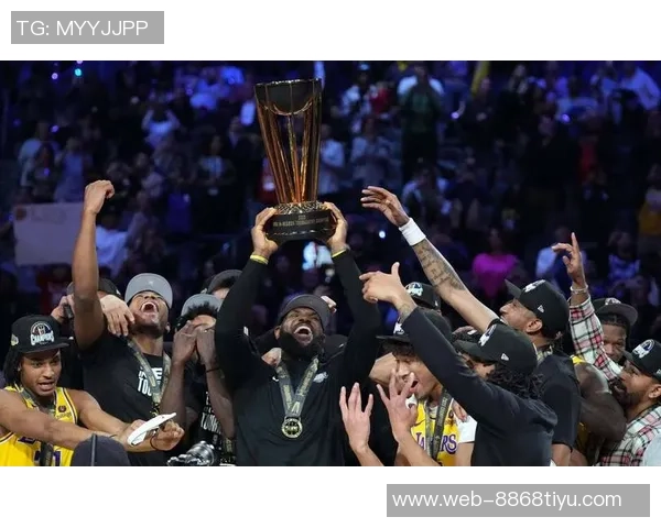 里斯詹姆斯庆祝200场比赛成就感谢所有支持者的热爱与陪伴